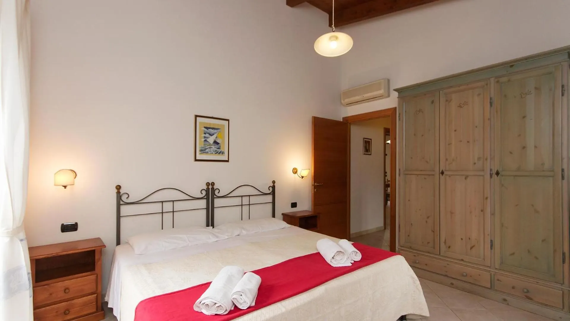 Agri Resort San Giuliano Santa Maria la Palma Vakantieboerderij
