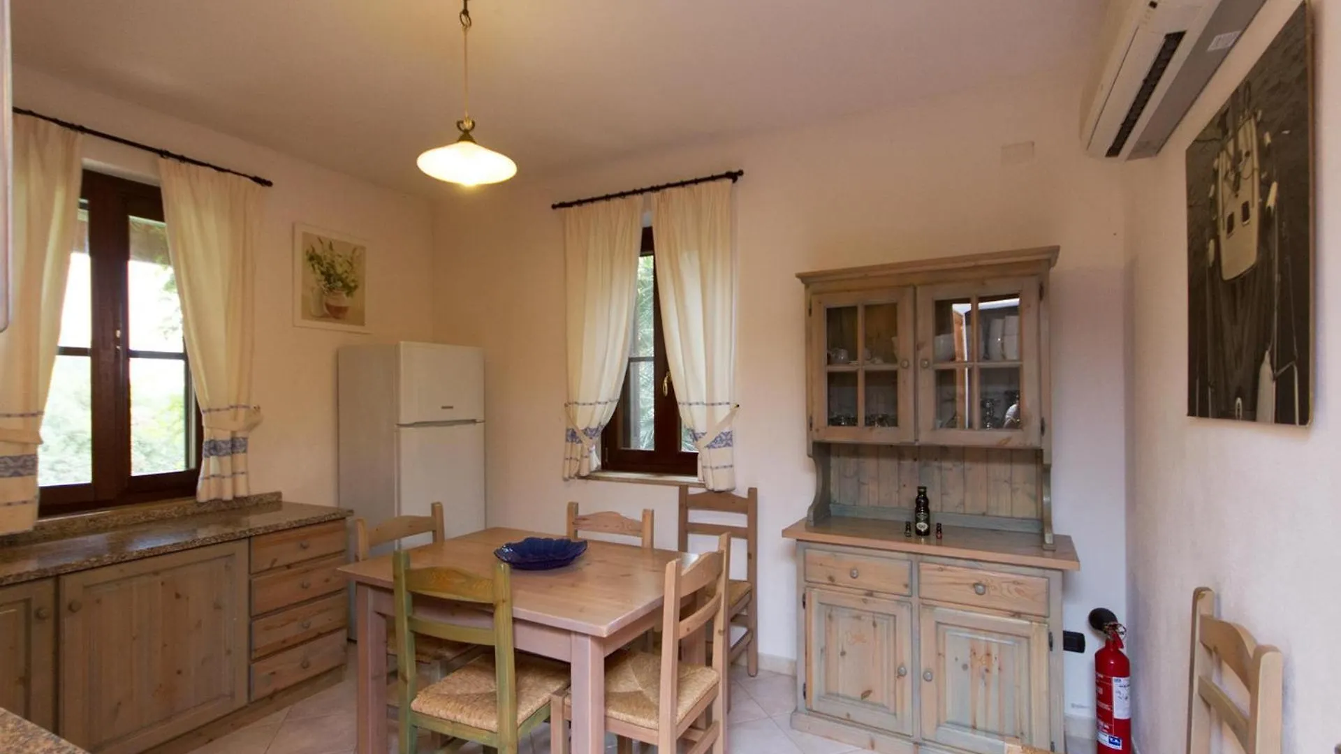 Agri Resort San Giuliano Santa Maria la Palma Vakantieboerderij
